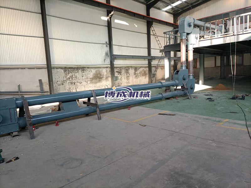 管鏈輸送機